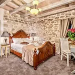 Historic Plaza Varos (adults Only) 4* Split