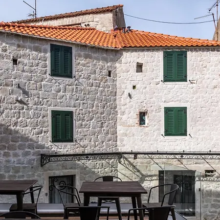 Historic Plaza Varos Split